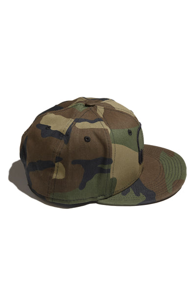 SOUNDOFF.HEADPHONES.SNAPBACK.BLACK.EMBROIDERY.ON.CAMO.